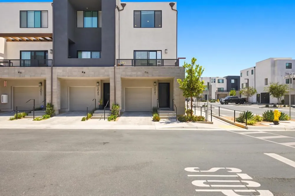 2041 Vela Lane San Diego, CA 92154