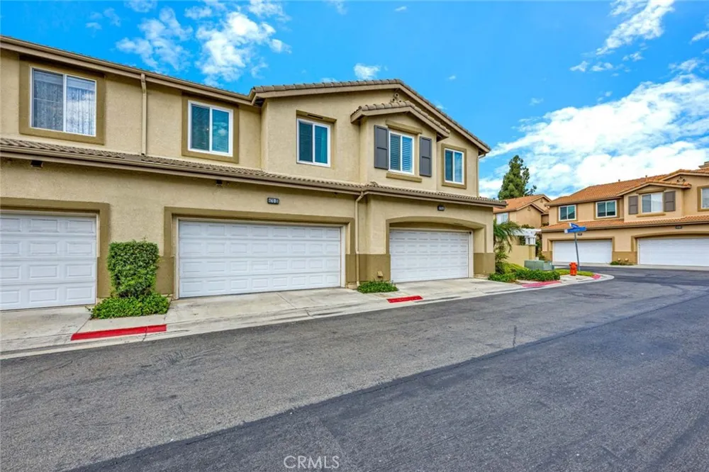 470 Londonderry Lane #B Orange, CA 92869