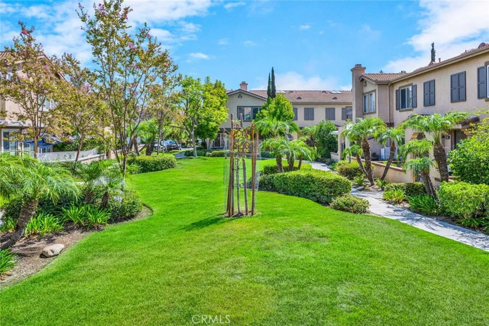 470 Londonderry Lane #B Orange, CA 92869