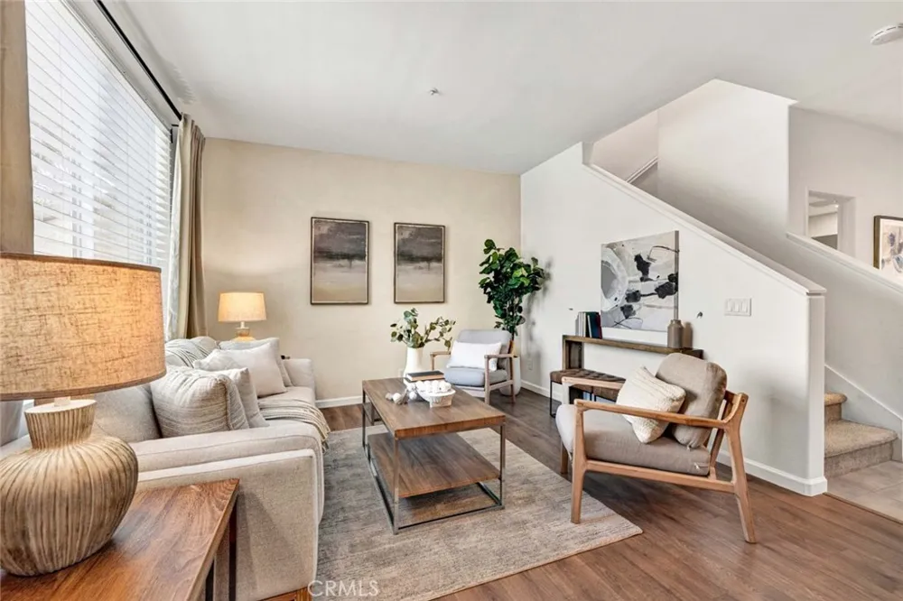 470 Londonderry Lane #B Orange, CA 92869
