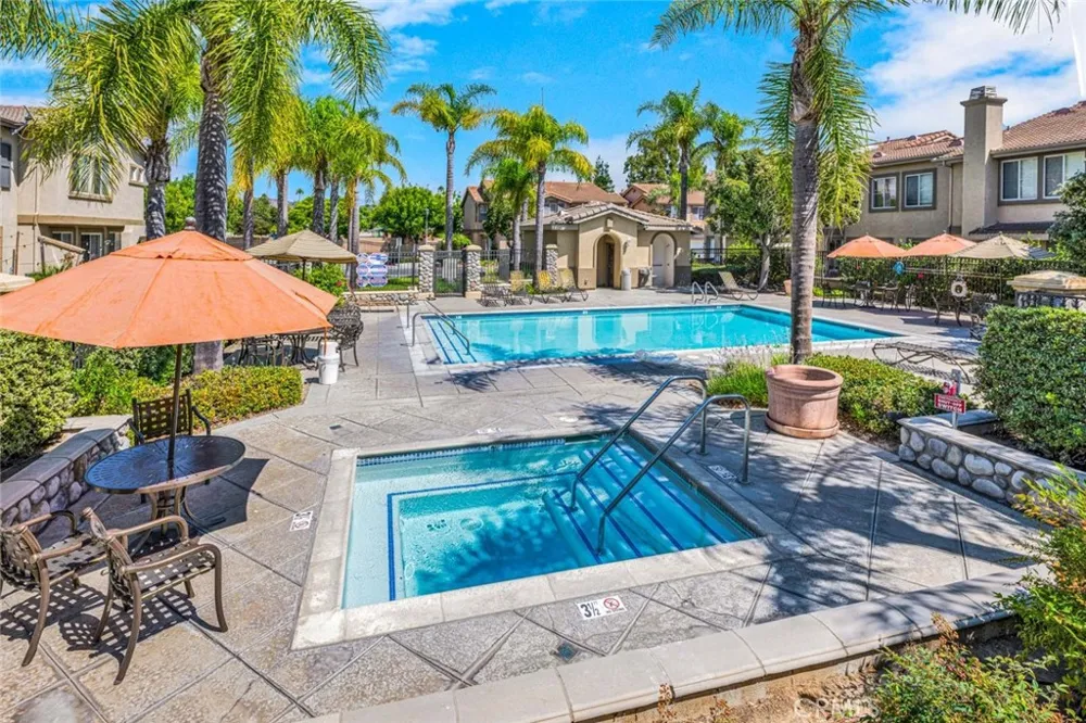 470 Londonderry Lane #B Orange, CA 92869