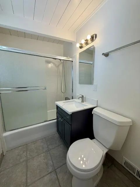 3271 Bryant Street Palo Alto, CA 94306