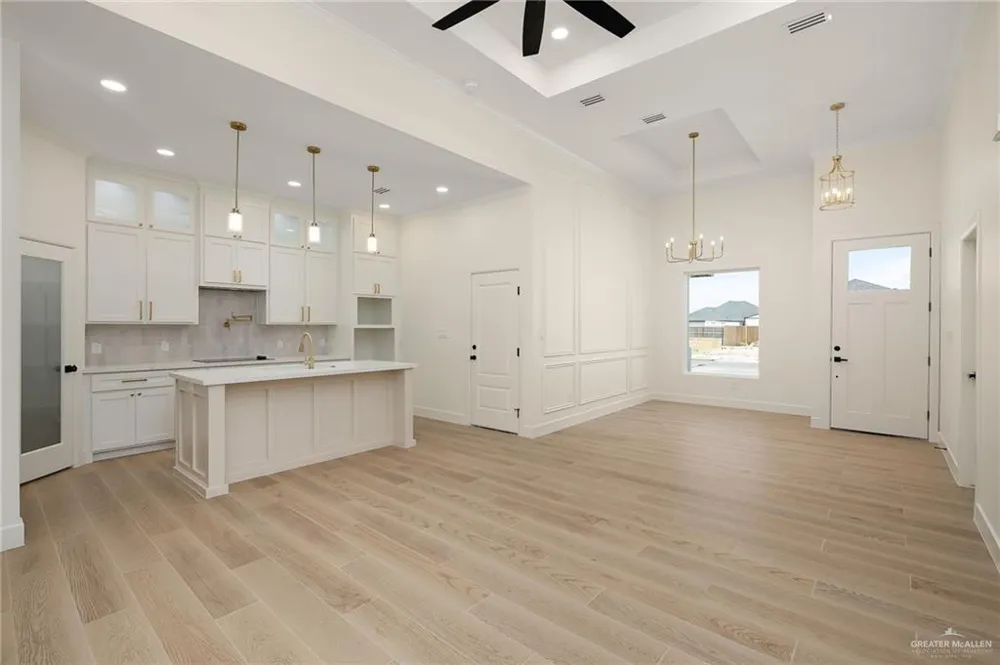 5928 Pedaso Del Sol Street Edinburg, TX 78542