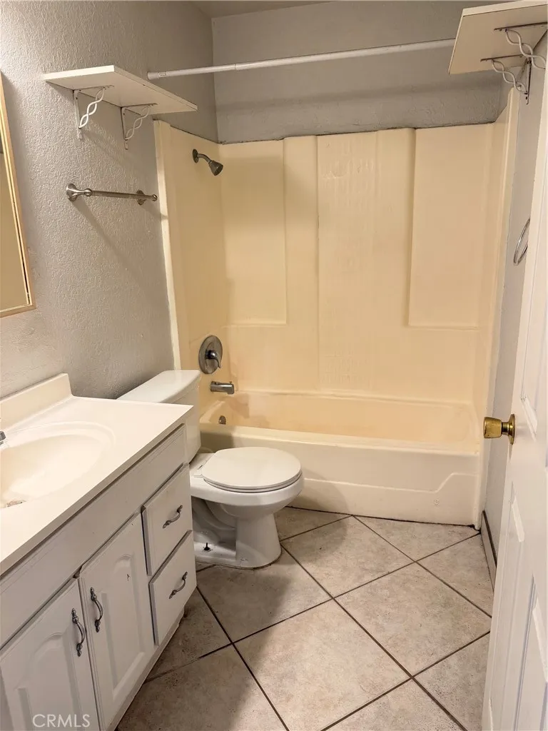 212 S Kraemer #2502 Placentia, CA 92870