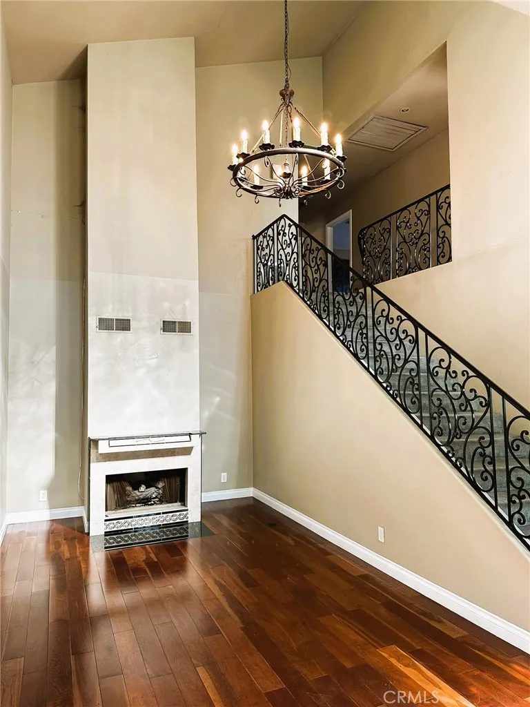 3856 Udell Court Los Angeles, CA 90027