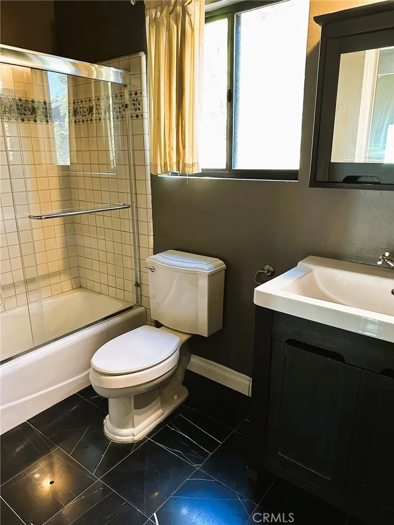 3856 Udell Court Los Angeles, CA 90027