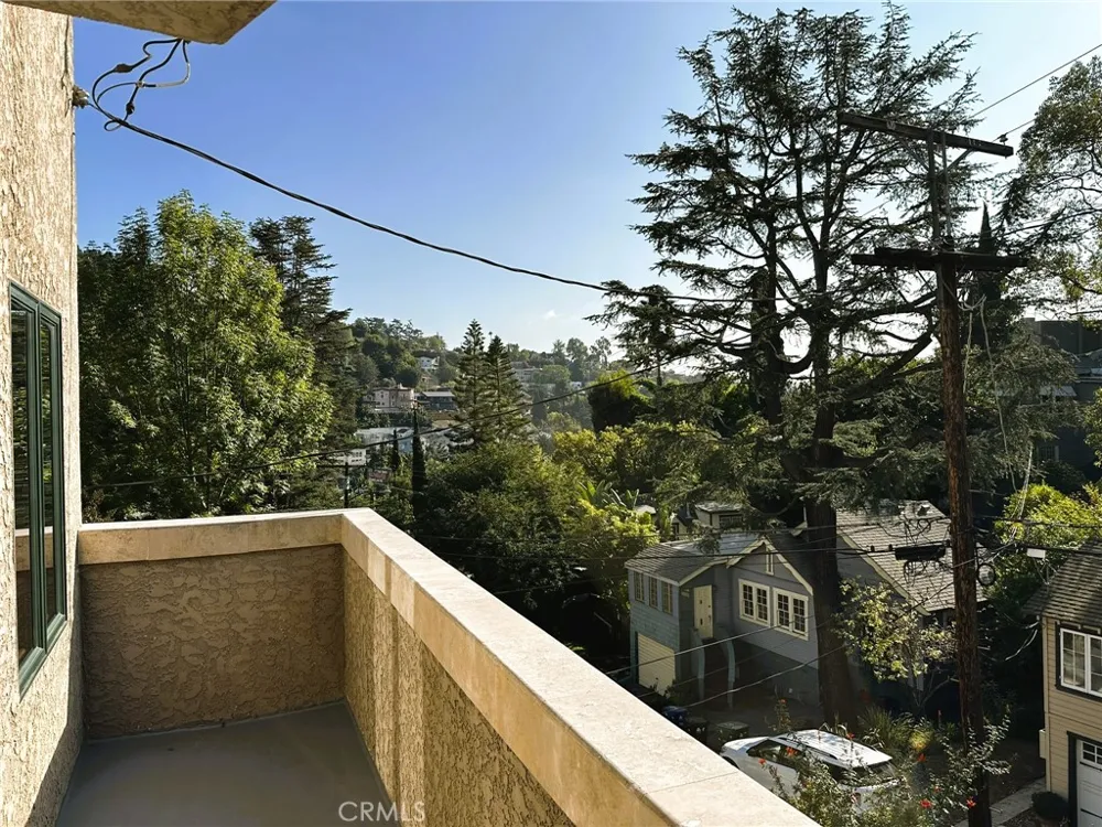 3856 Udell Court Los Angeles, CA 90027