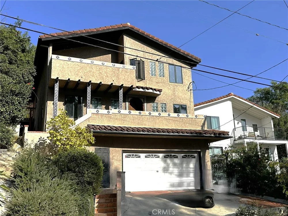 3856 Udell Court Los Angeles, CA 90027