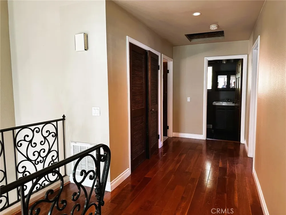 3856 Udell Court Los Angeles, CA 90027