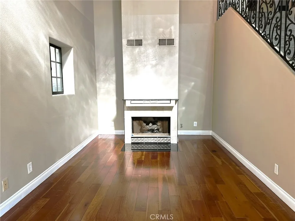 3856 Udell Court Los Angeles, CA 90027