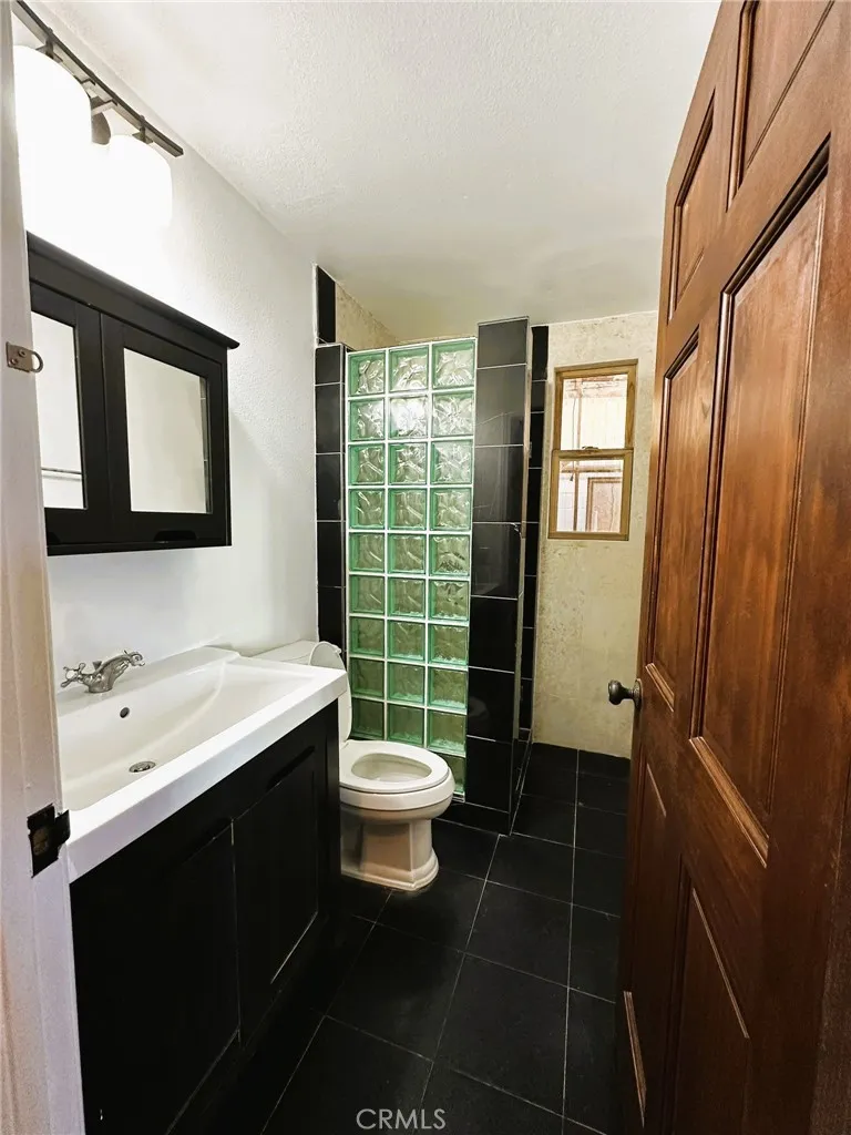 3856 Udell Court Los Angeles, CA 90027