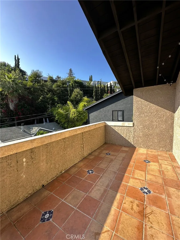 3856 Udell Court Los Angeles, CA 90027