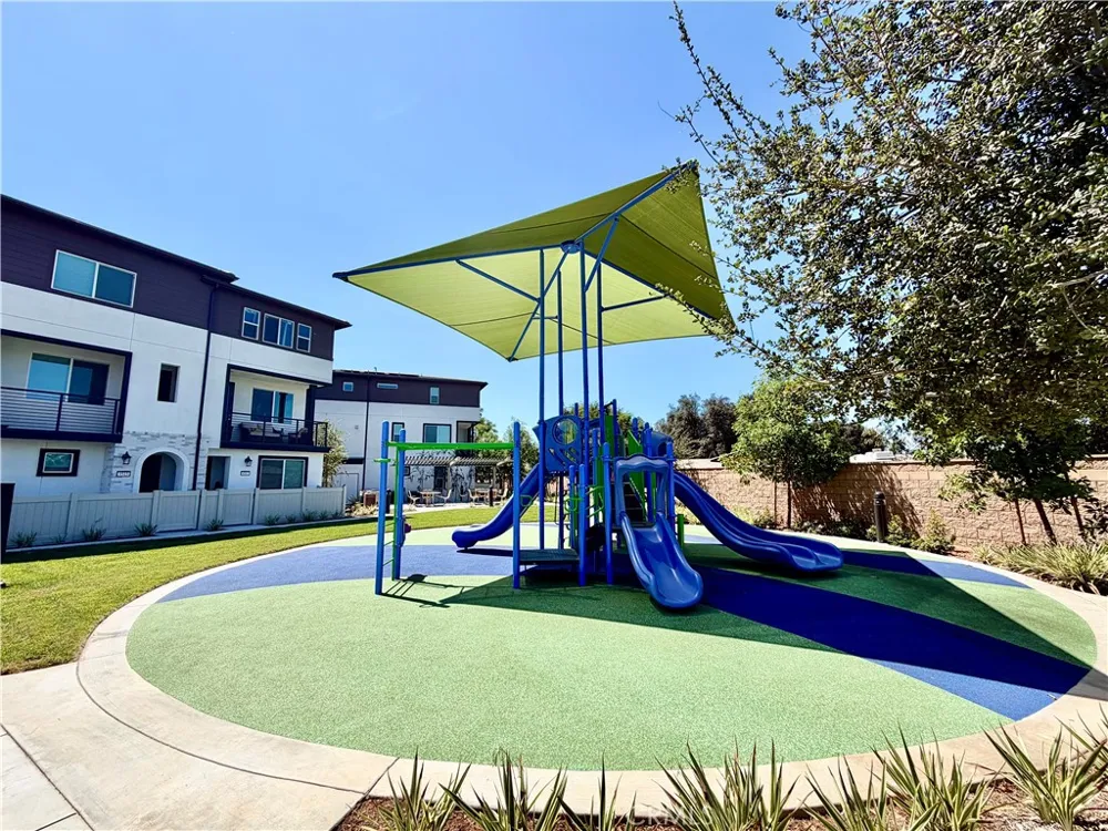 9561 Hannah Way Riverside, CA 92503