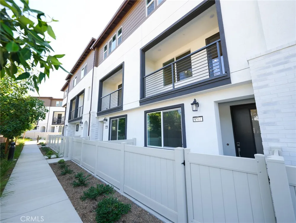 9561 Hannah Way Riverside, CA 92503