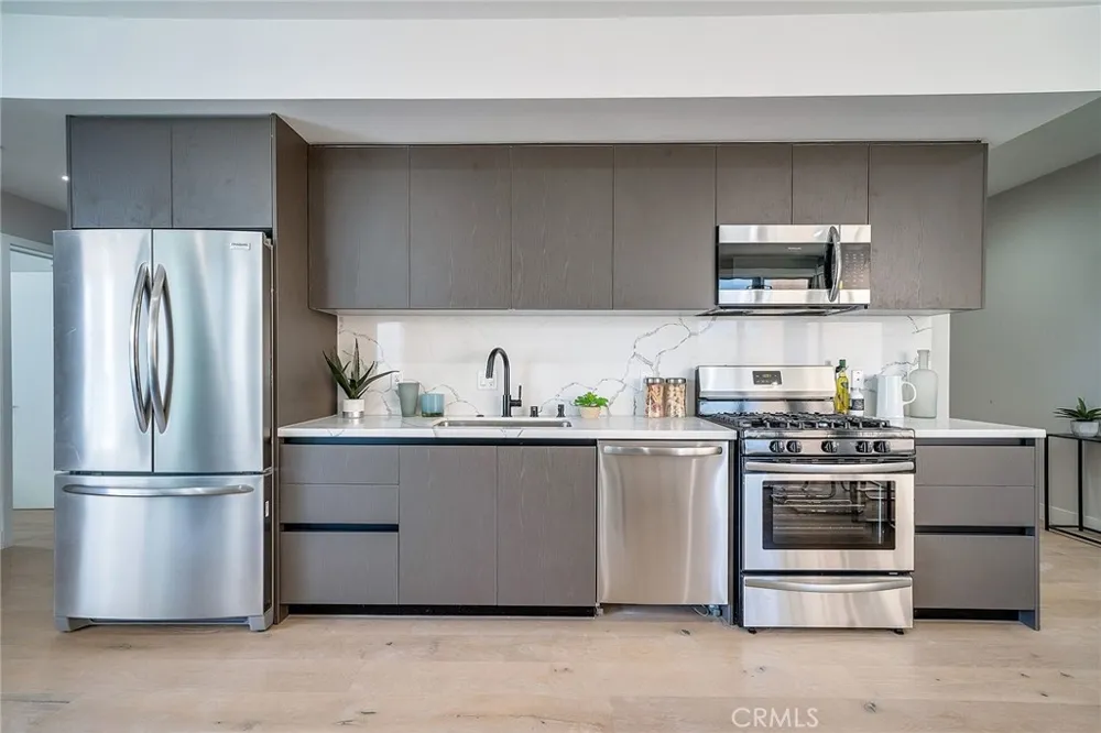 1148 Detroit Street #2B West Hollywood, CA 90046