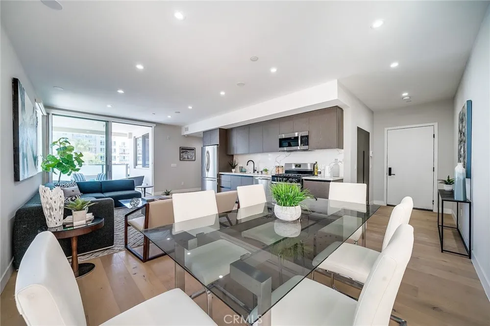 1148 Detroit Street #2B West Hollywood, CA 90046