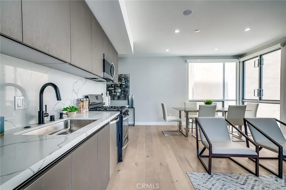 1148 Detroit Street #2B West Hollywood, CA 90046