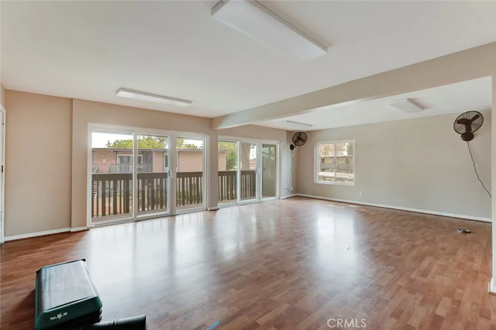 23302 Marigold #Y202 Torrance, CA 90502
