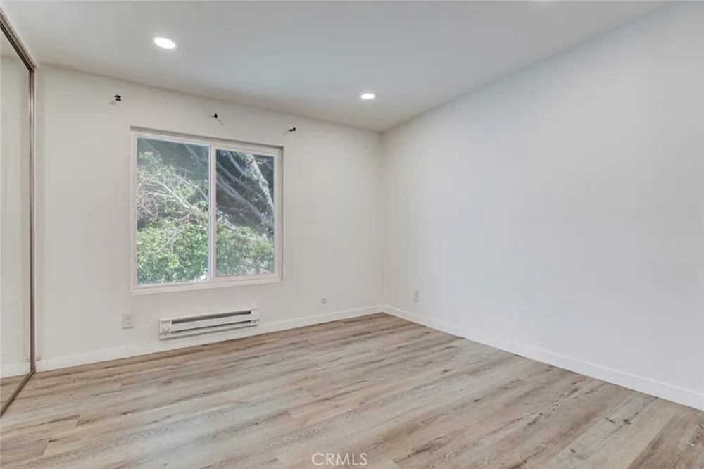 23302 Marigold #Y202 Torrance, CA 90502
