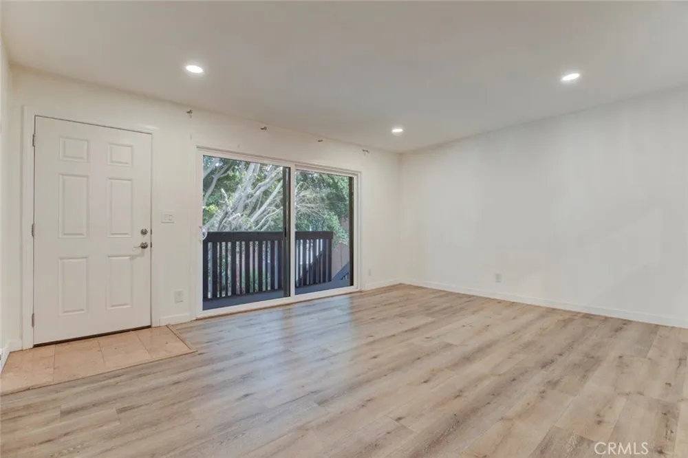 23302 Marigold #Y202 Torrance, CA 90502