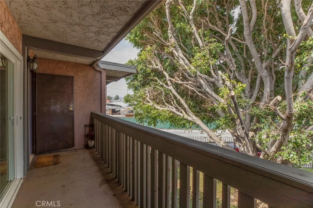 23302 Marigold #Y202 Torrance, CA 90502