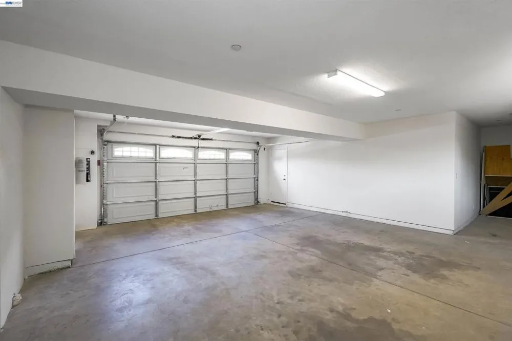 4101 Toddika Ln Castro Valley, CA 94546