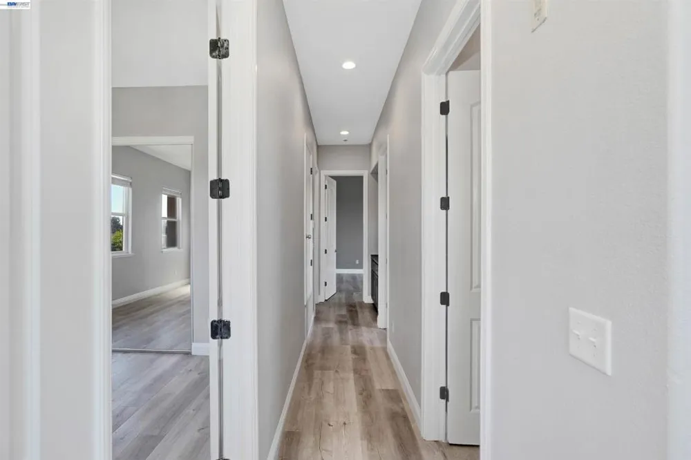 4101 Toddika Ln Castro Valley, CA 94546