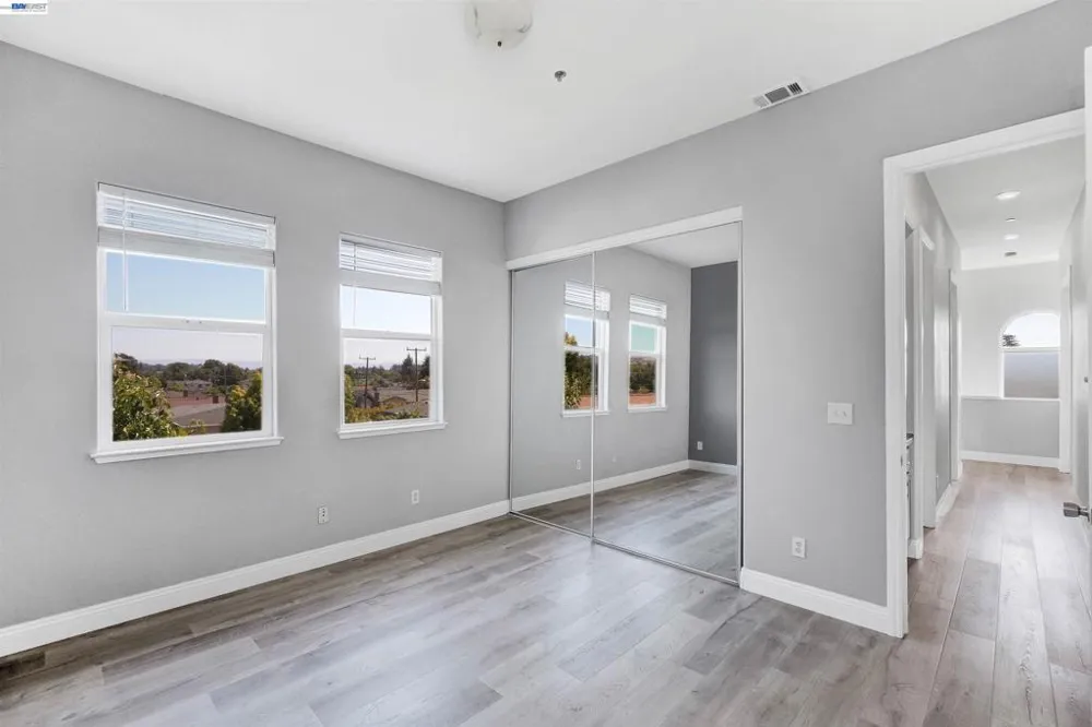 4101 Toddika Ln Castro Valley, CA 94546