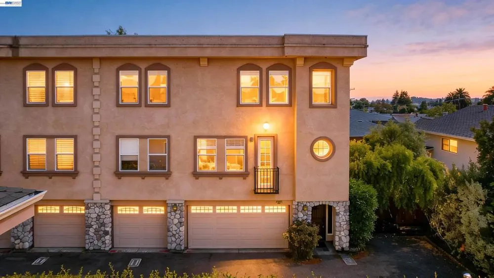 4101 Toddika Ln Castro Valley, CA 94546