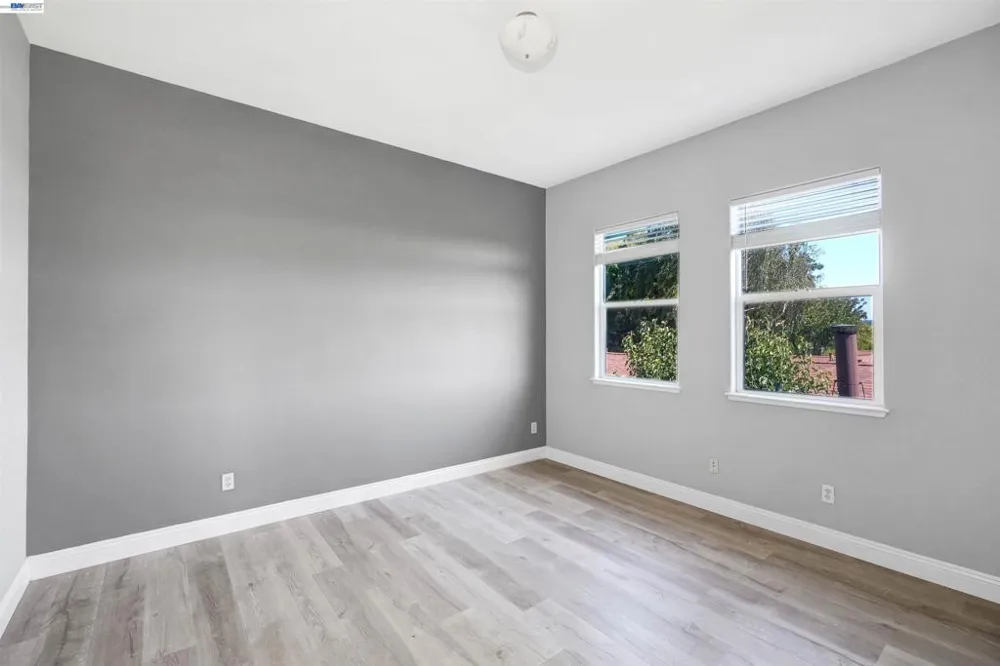 4101 Toddika Ln Castro Valley, CA 94546