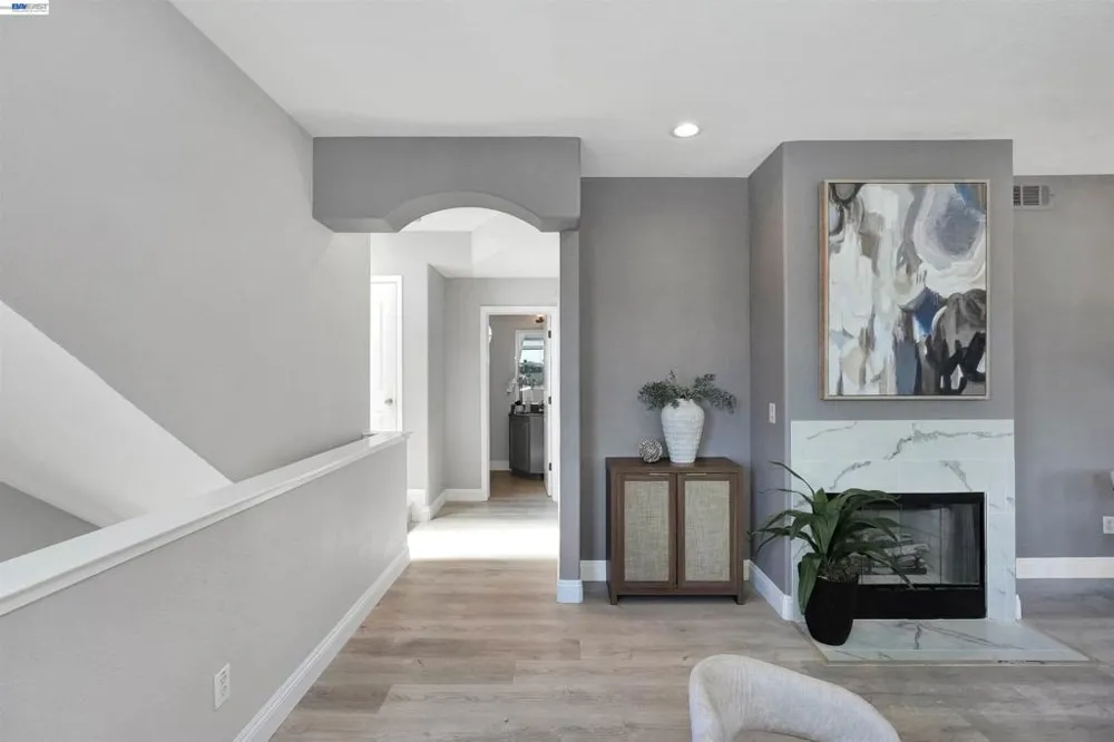 4101 Toddika Ln Castro Valley, CA 94546