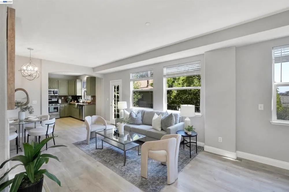 4101 Toddika Ln Castro Valley, CA 94546