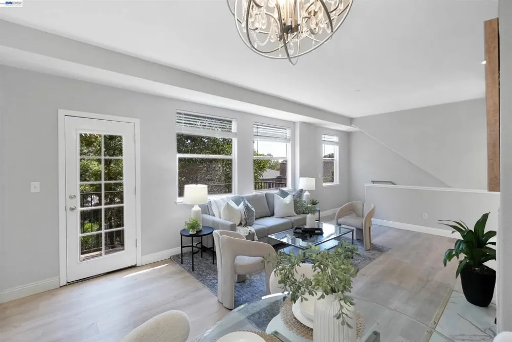 4101 Toddika Ln Castro Valley, CA 94546