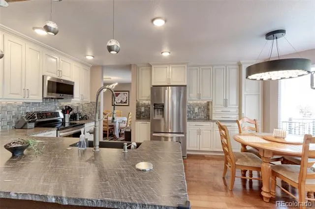14652 W Vassar Drive Lakewood, CO 80228