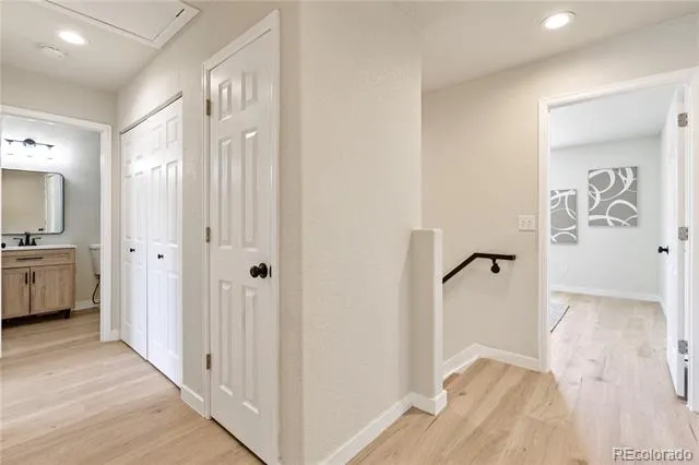 7810 S Kittredge Circle Englewood, CO 80112