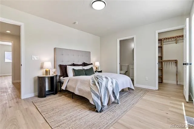 7810 S Kittredge Circle Englewood, CO 80112