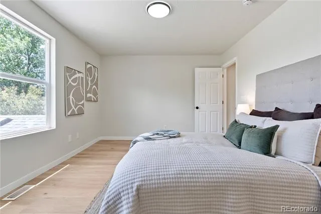 7810 S Kittredge Circle Englewood, CO 80112