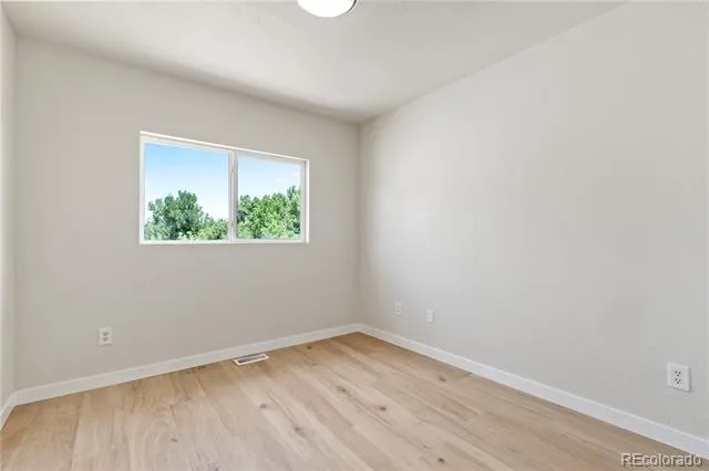 7810 S Kittredge Circle Englewood, CO 80112