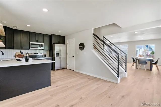 7810 S Kittredge Circle Englewood, CO 80112