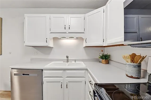 3124 S Wheeling Way #211 Aurora, CO 80014