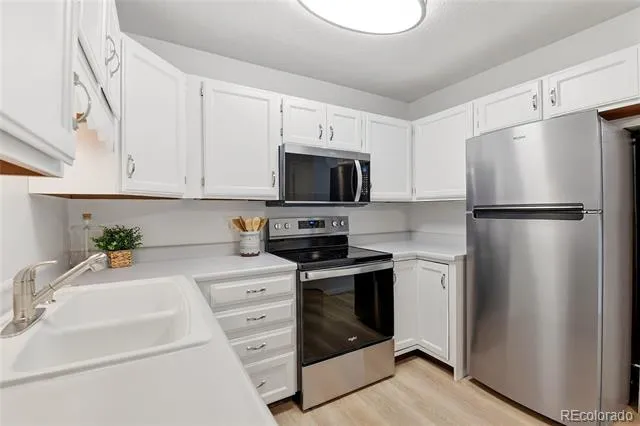 3124 S Wheeling Way #211 Aurora, CO 80014