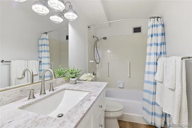 3124 S Wheeling Way #211 Aurora, CO 80014