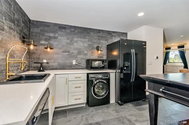 8701 E 11th Avenue Denver, CO 80220
