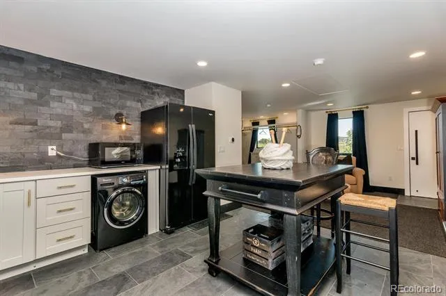 8701 E 11th Avenue Denver, CO 80220