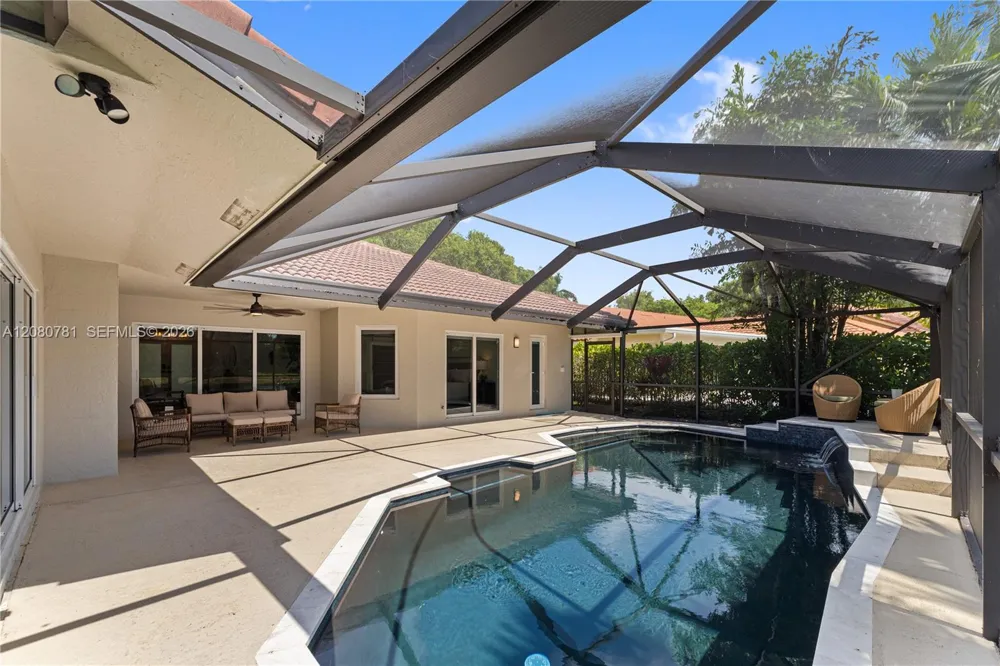 1900 Lakeshore Dr Weston, FL 33326
