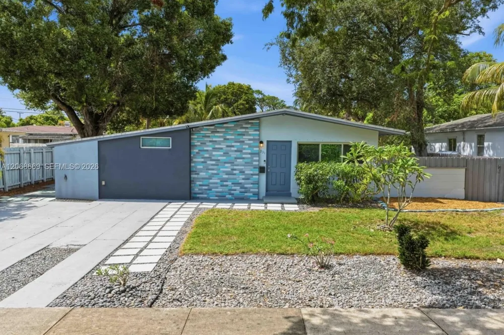 331 Delaware Ave Fort Lauderdale, FL 33312