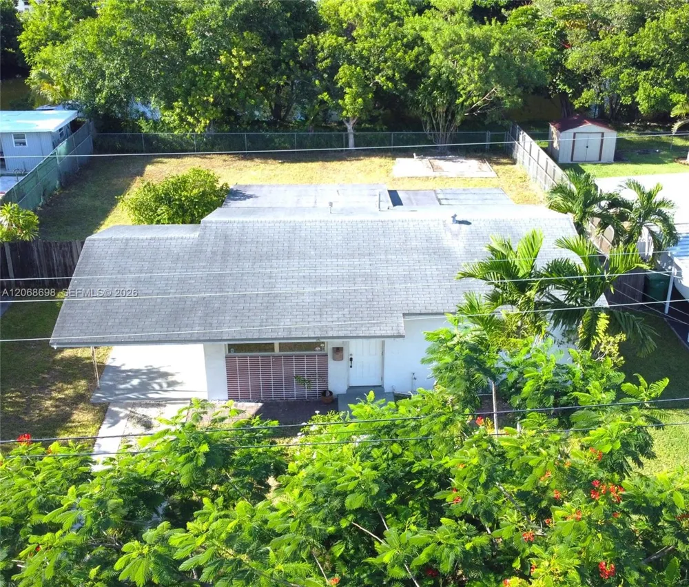 11935 SW 37th St Miami, FL 33175