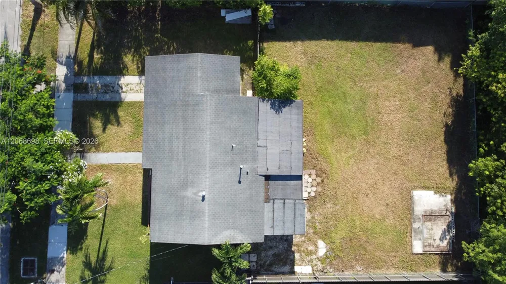 11935 SW 37th St Miami, FL 33175
