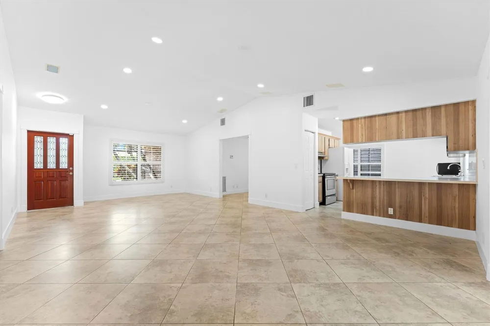 11580 NW 20TH DRIVE NW Coral Springs, FL 33071