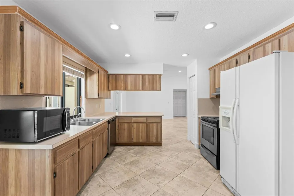 11580 NW 20TH DRIVE NW Coral Springs, FL 33071